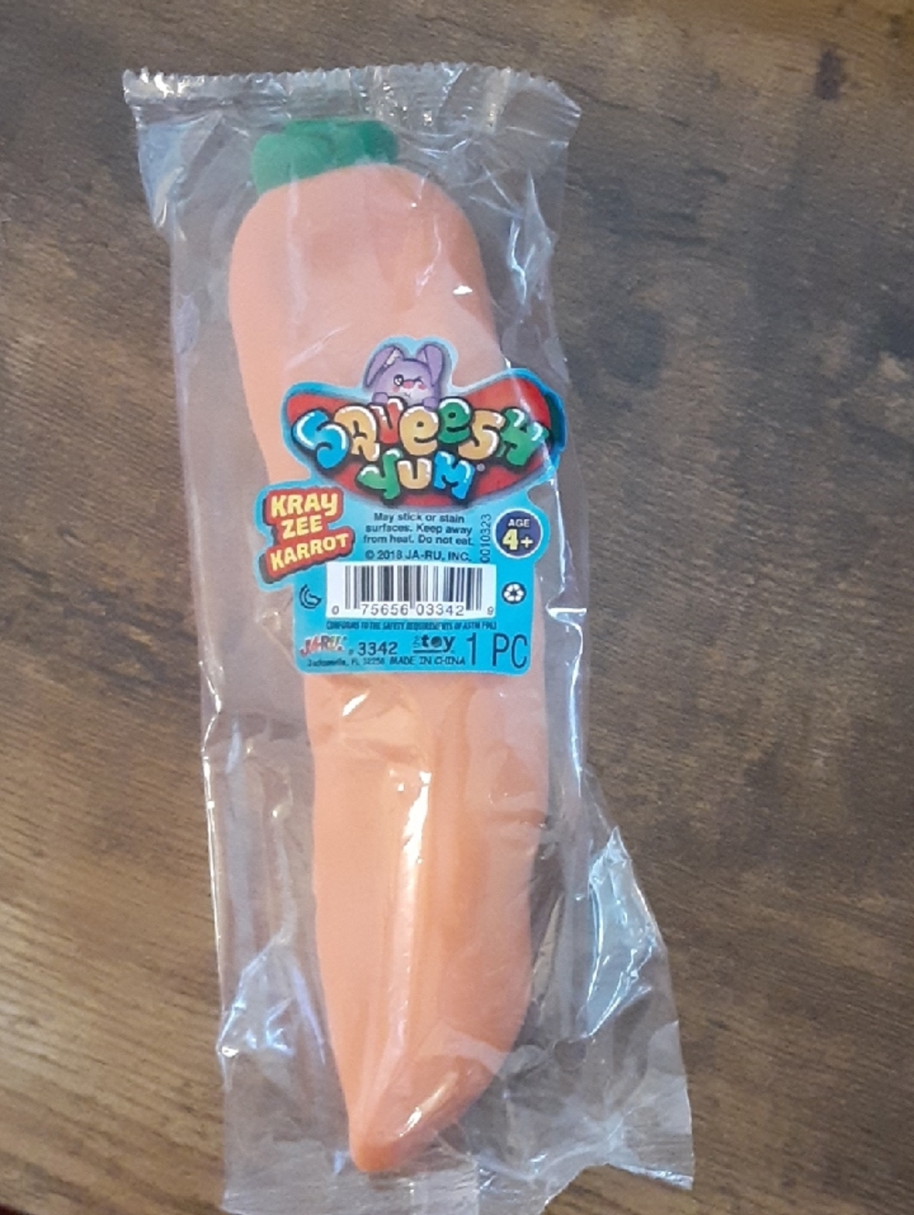 Squeesh Yum Kray Zee Karrot Sand Squeeze Toy